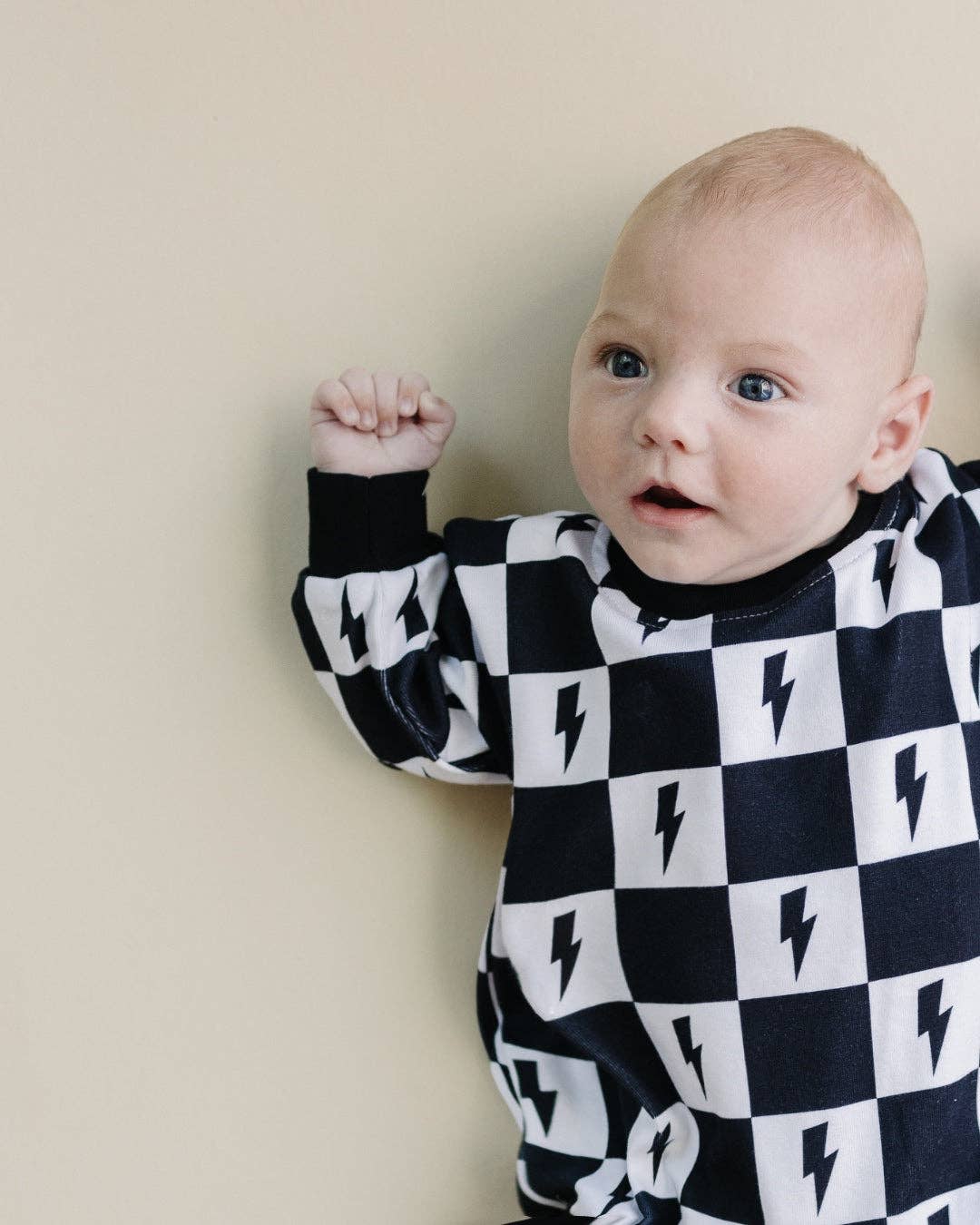 Bubble Romper | Charcoal Bolts: 0-3M